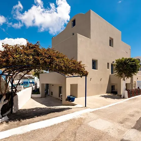 Fortuna Hotel Perissa (Santorini)