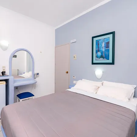 Fortuna 3* Perissa (Santorini)