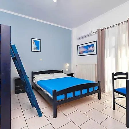 Fortuna 3* Perissa (Santorini)